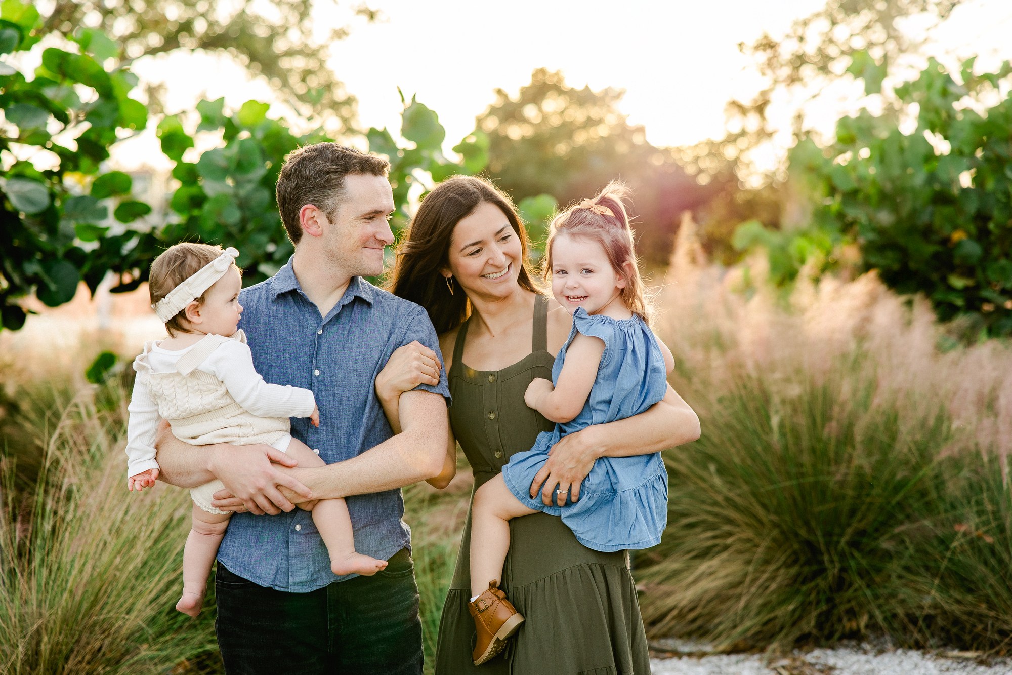 Tampa Holliday Mini Sessions — Tampa Bay family photographer Ailyn La Torre